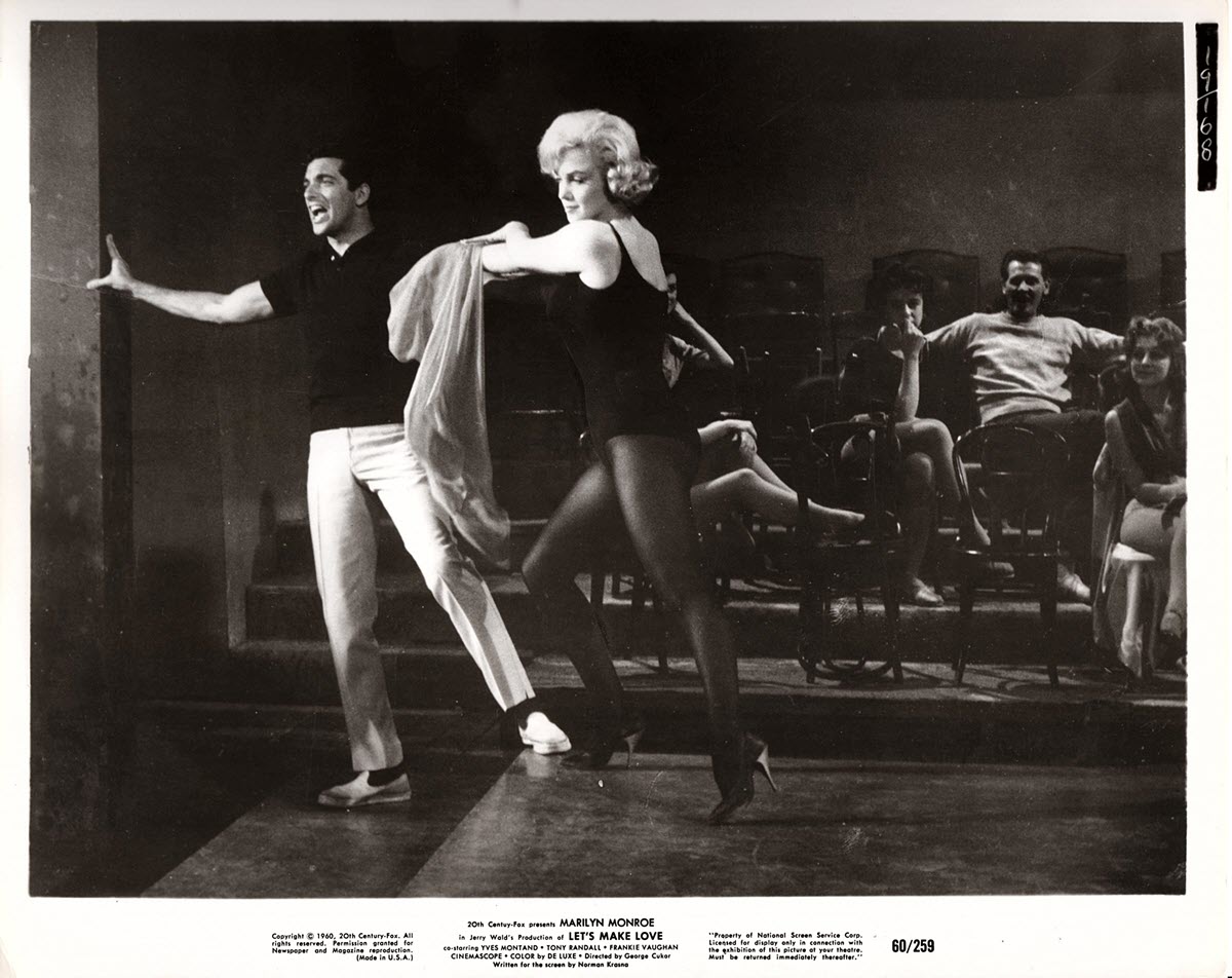 Frankie Vaughan and Marilyn Monroe in “Let’s Make Love”.